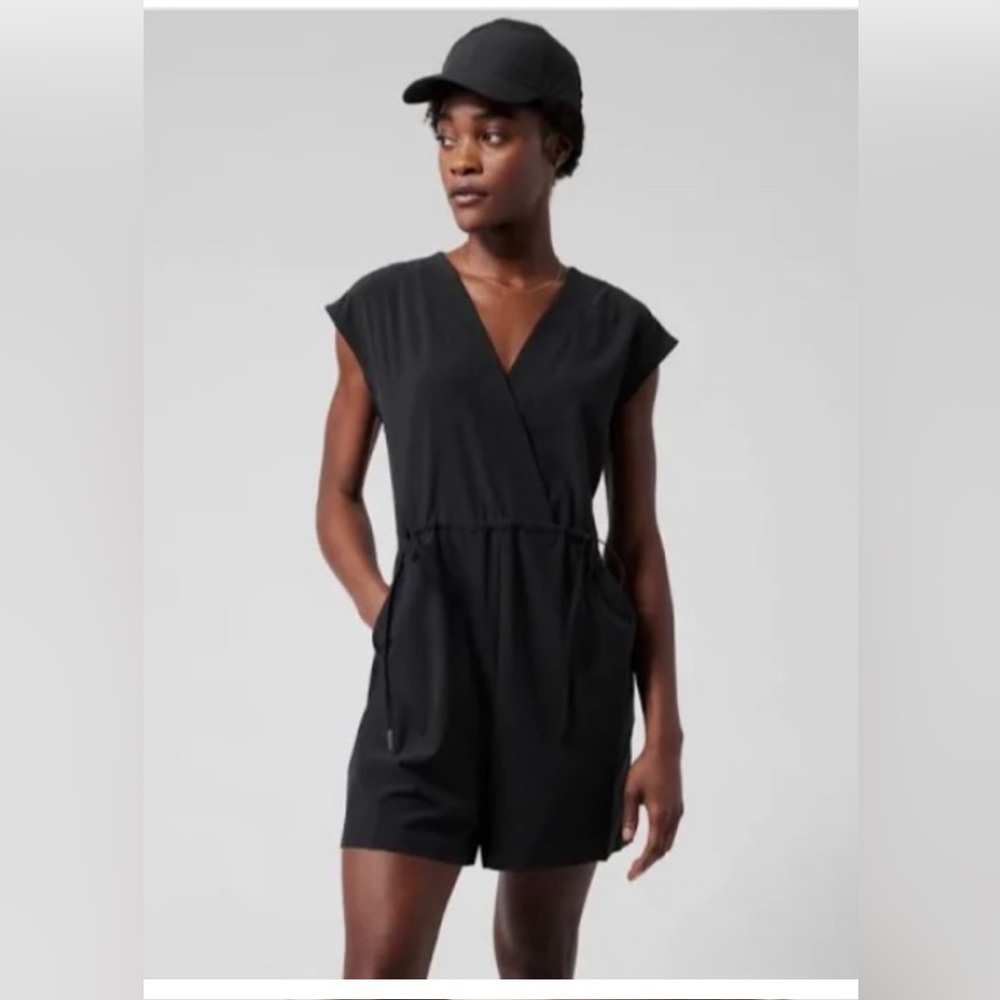 Athleta Marlowe Romper Black Size XS